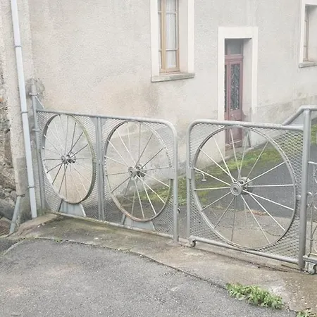 Les Nids Pyreneens Casa de Férias Castillon-de-Larboust