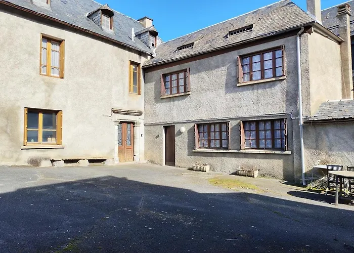 Les Nids Pyreneens Semesterbostad *